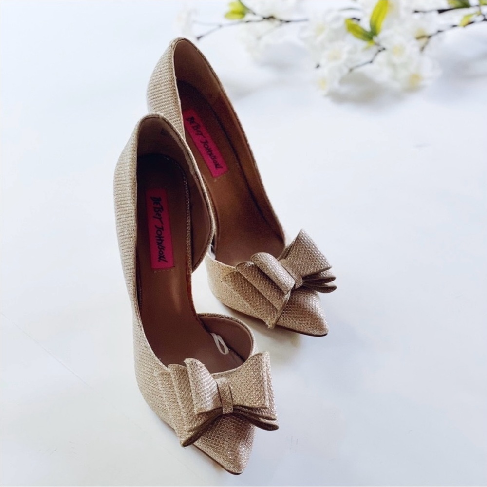 Betsey Johnson Prince D'Orsay Evening Bow Gold
Sparkle Pumps Heels Shoes